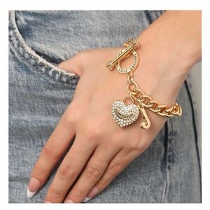 Juicy Couture Toggle Gold Heart Charm Bracelet Very pretty
